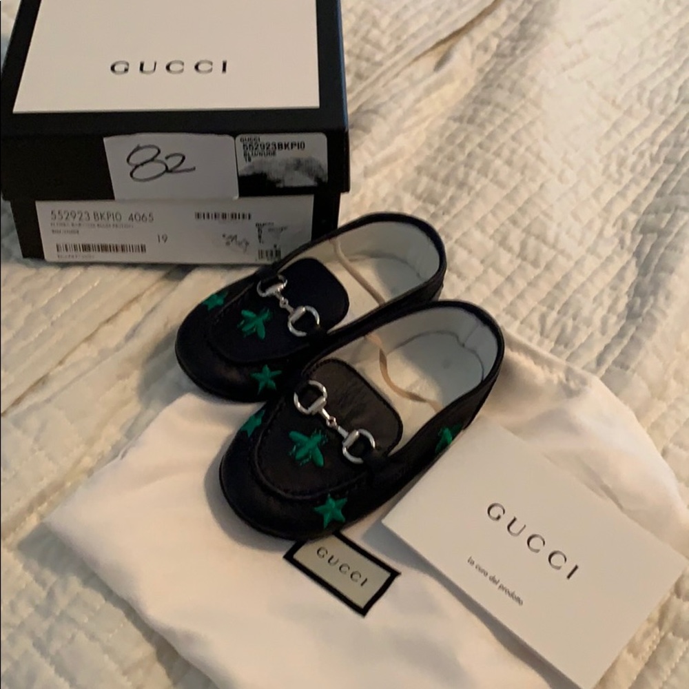 Gucci Jordan Bee & Star Leather Loafers baby